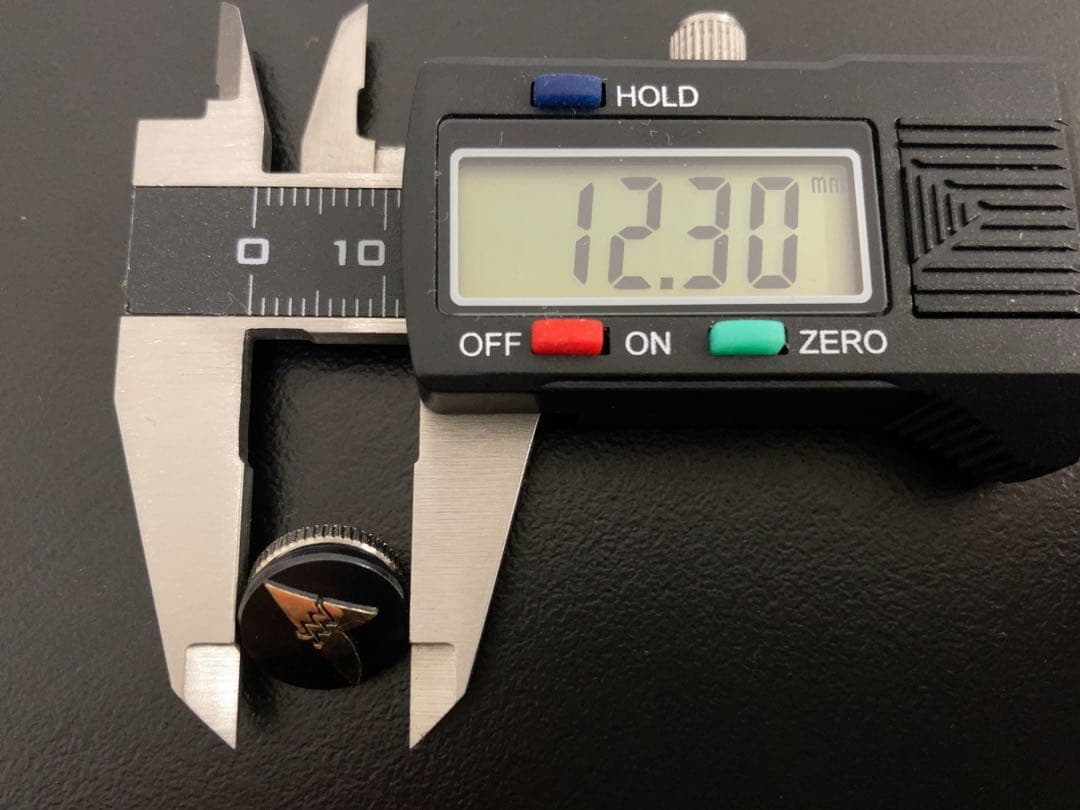 金張り　群馬県医師会　ピンバッジ