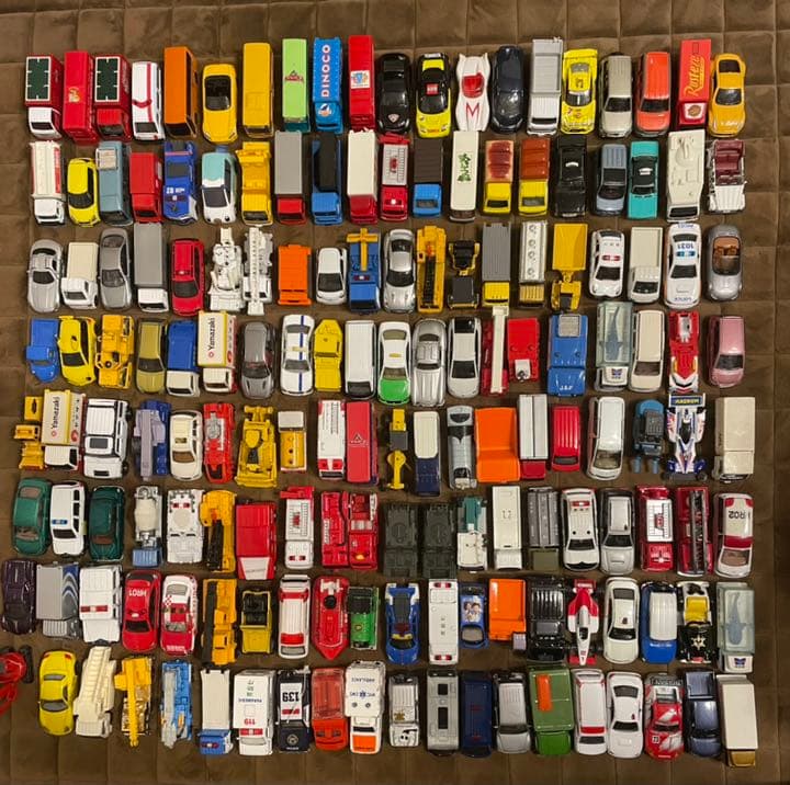 トミカ280台ほど（限定品、廃盤含む）