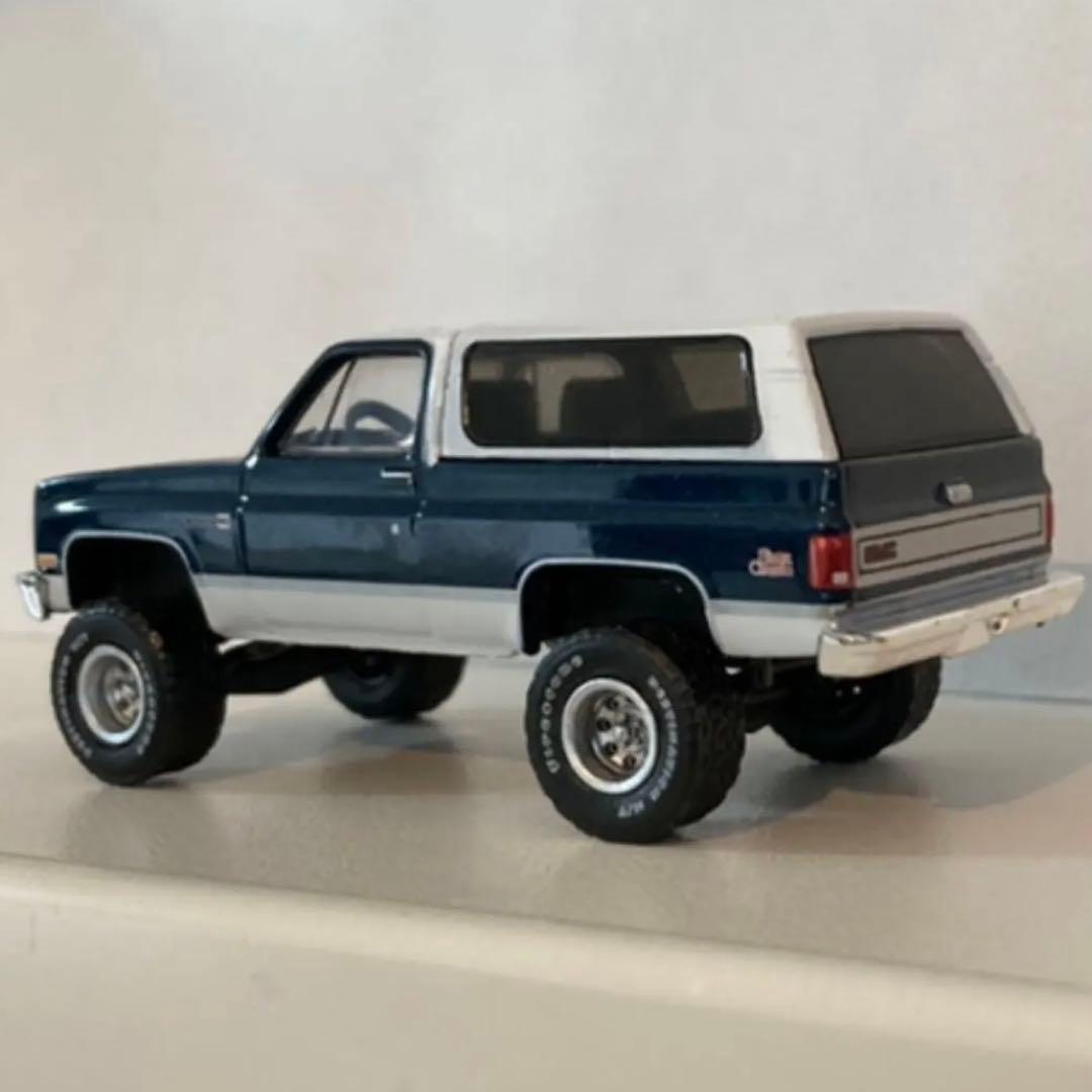 グリーンライト '87 GMC ジミー リフテッド 紺／白