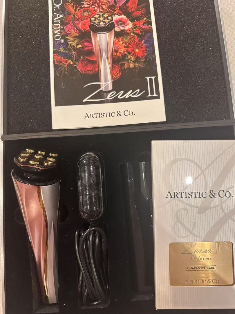 今だけ限定超美品Dr. Arrivo Zeus II 美顔器！正規品！