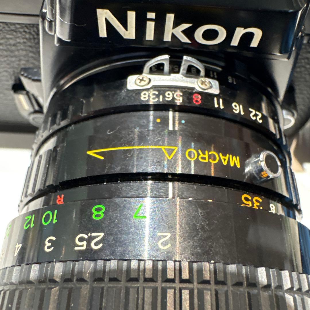 ニコン　一眼レフカメラ