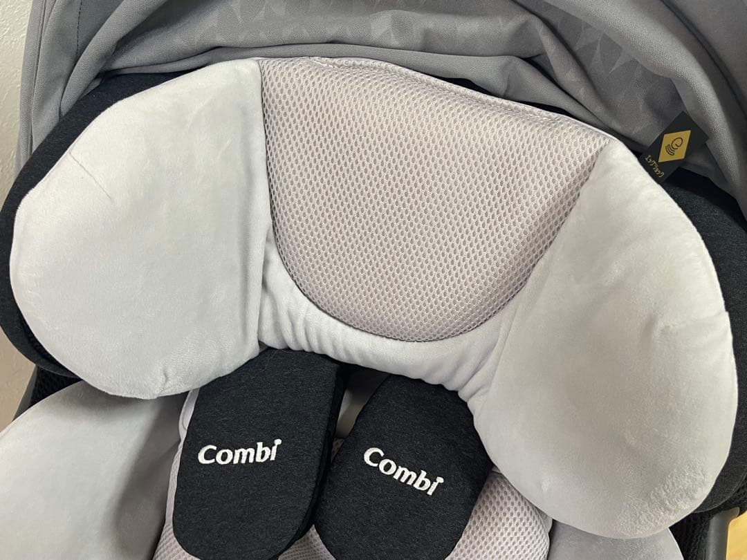 【綺麗】コンビ 新生児チャイルドシート ザエス THE S ZA R129