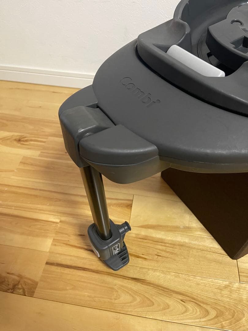 【綺麗】コンビ 新生児チャイルドシート ザエス THE S ZA R129