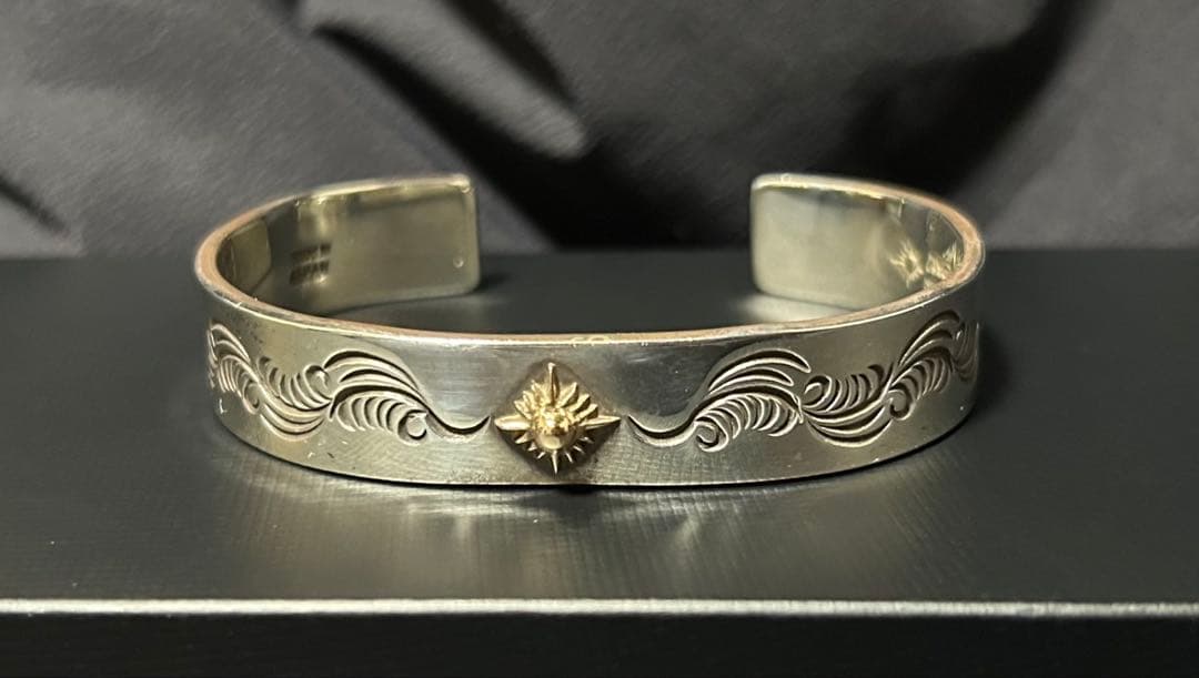 ARIZONA FREEDOM アリゾナフリーダム 太陽神 唐草 バングル