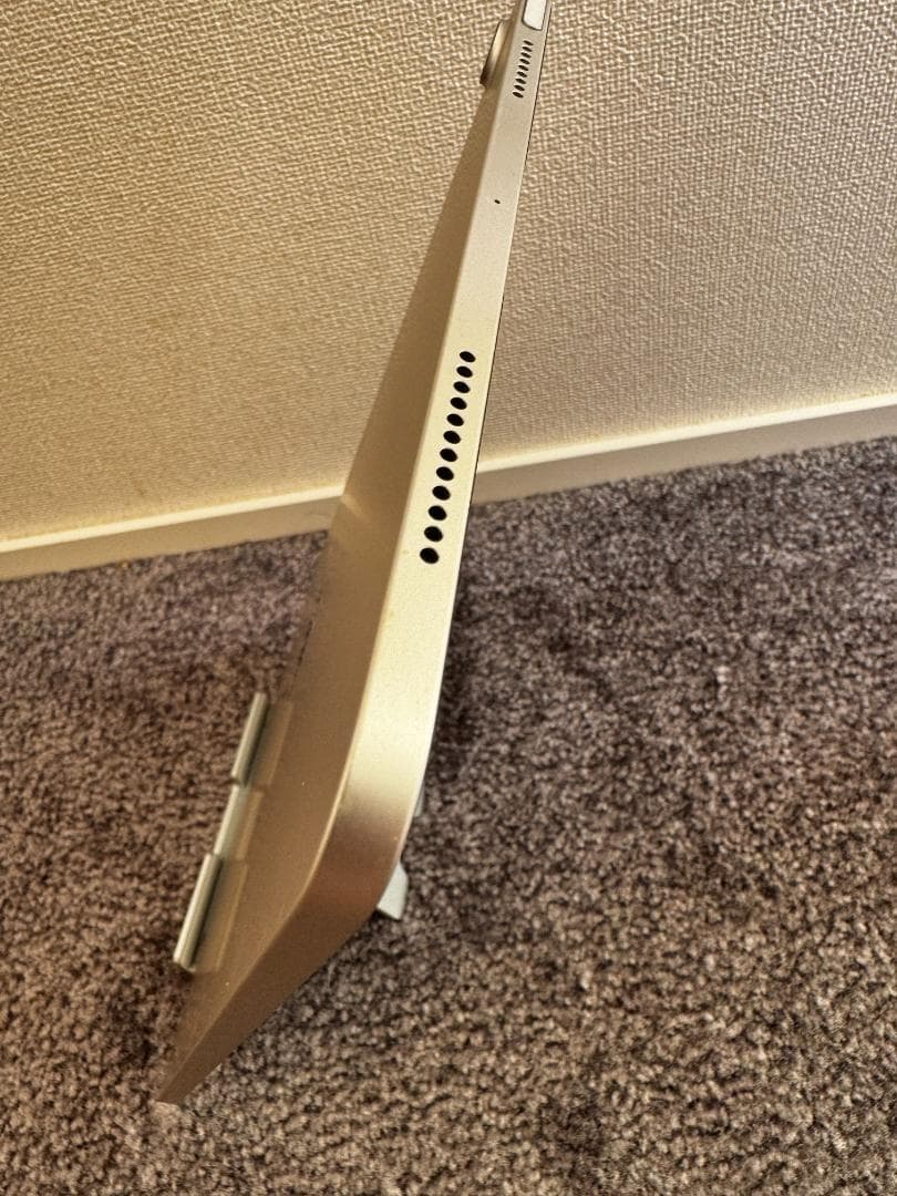 美品 iPad Air 第5世代 256GB Wi-Fi スターライト容量98％