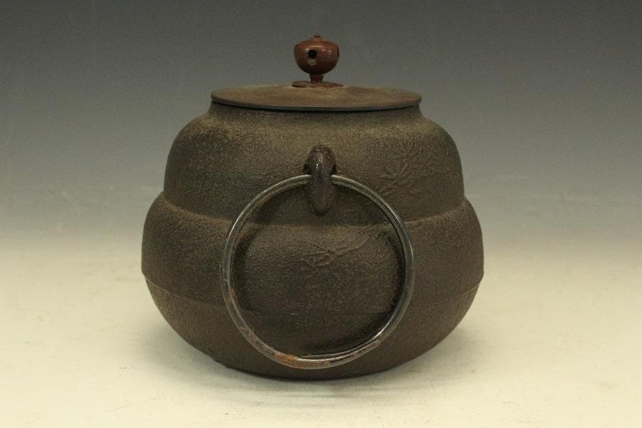 茶道具 瓢箪釜 松紋 環付(メ1280)