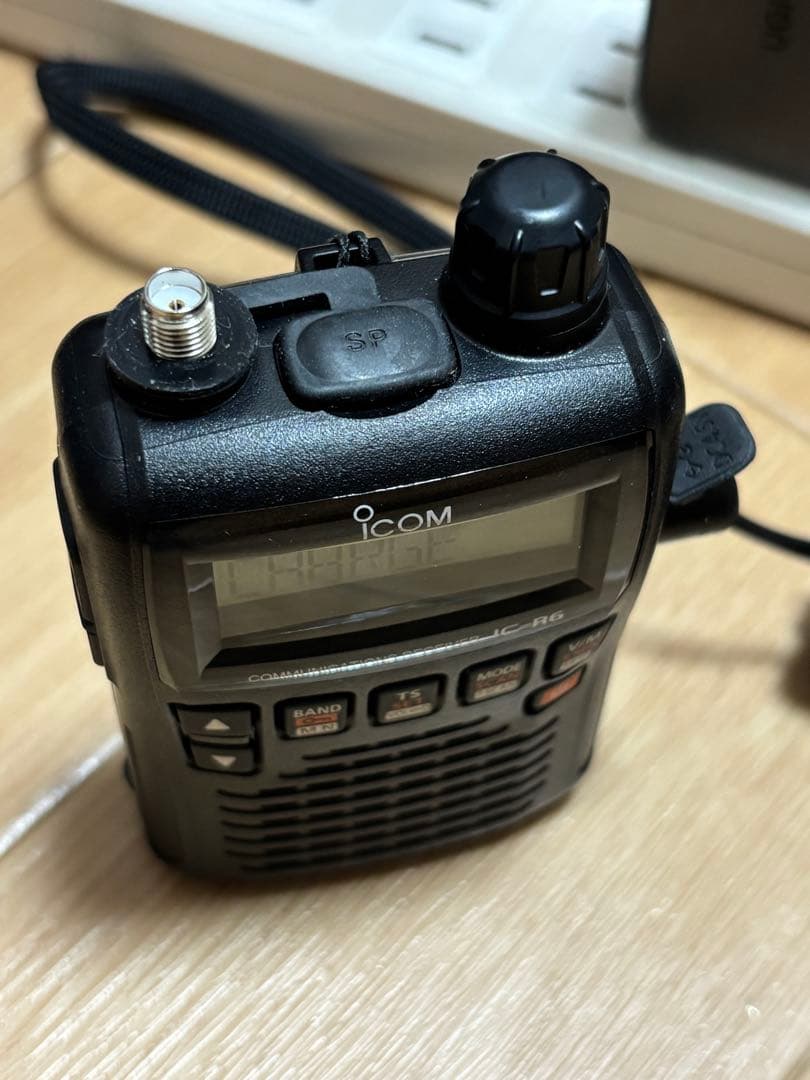 ICOM 広帯域受信機　IC-R6 航空無線 ＆ SRH103アンテナセット