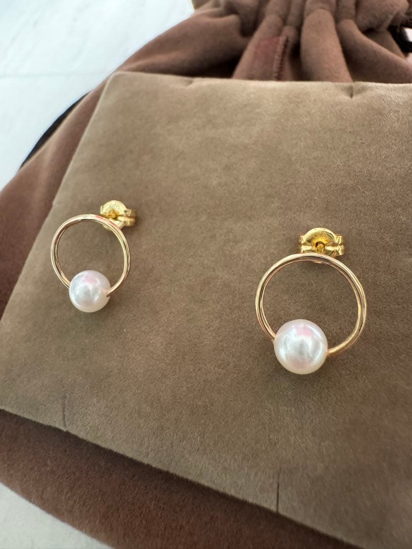 ete パール ピアス イエローゴールド