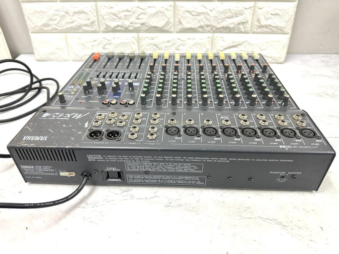 YAMAHA MX12/4 アナログミキサー 12ch・4バス PA*