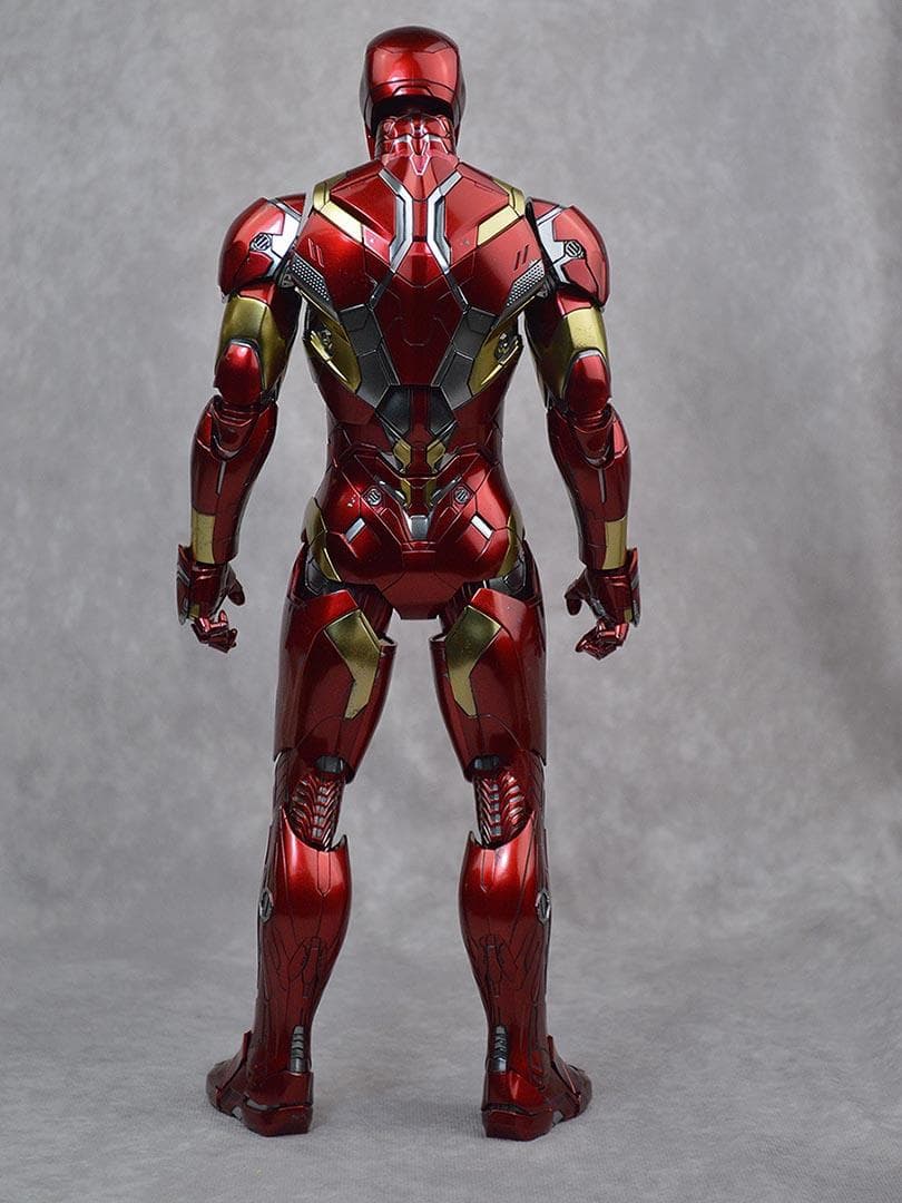 ホットトイズ DIECAST アイアンマン・マーク46 1/6 フィギュア