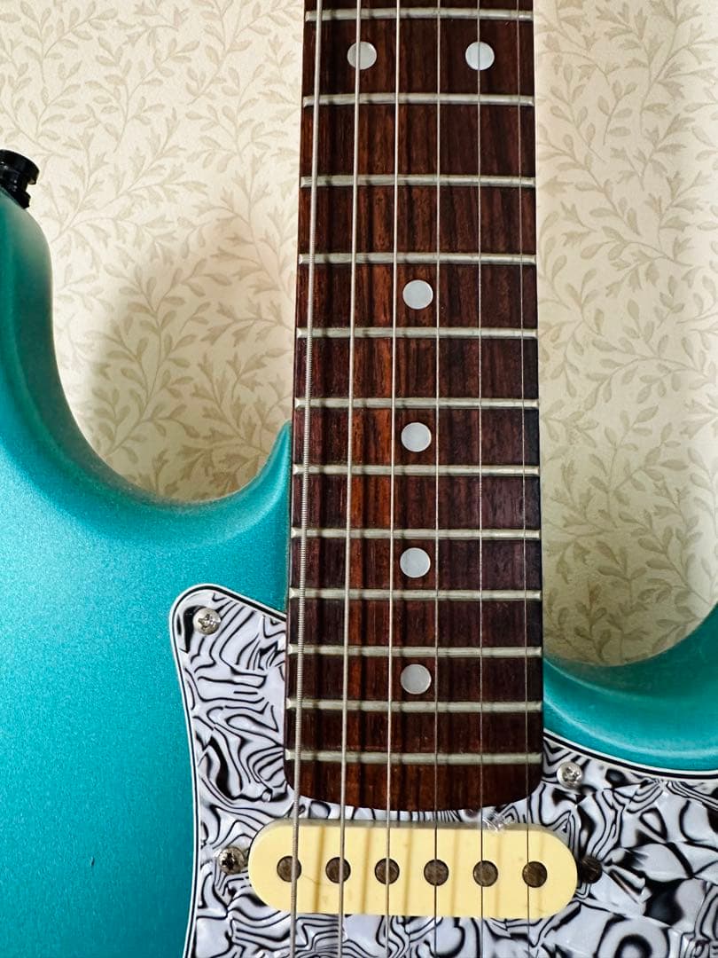 スクワイアbyフェンダー ストラトキャスター