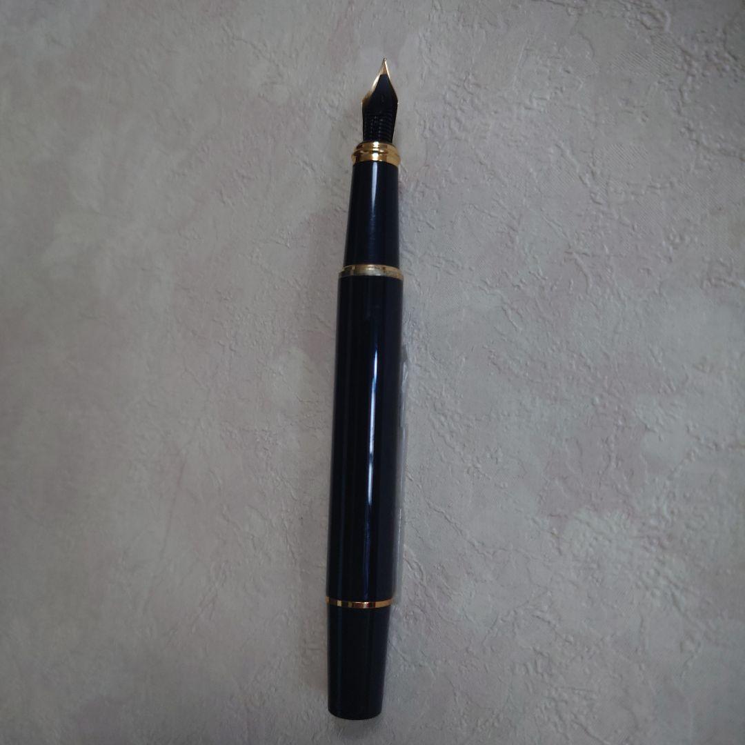 ゴルゴ13 万年筆 金色装飾