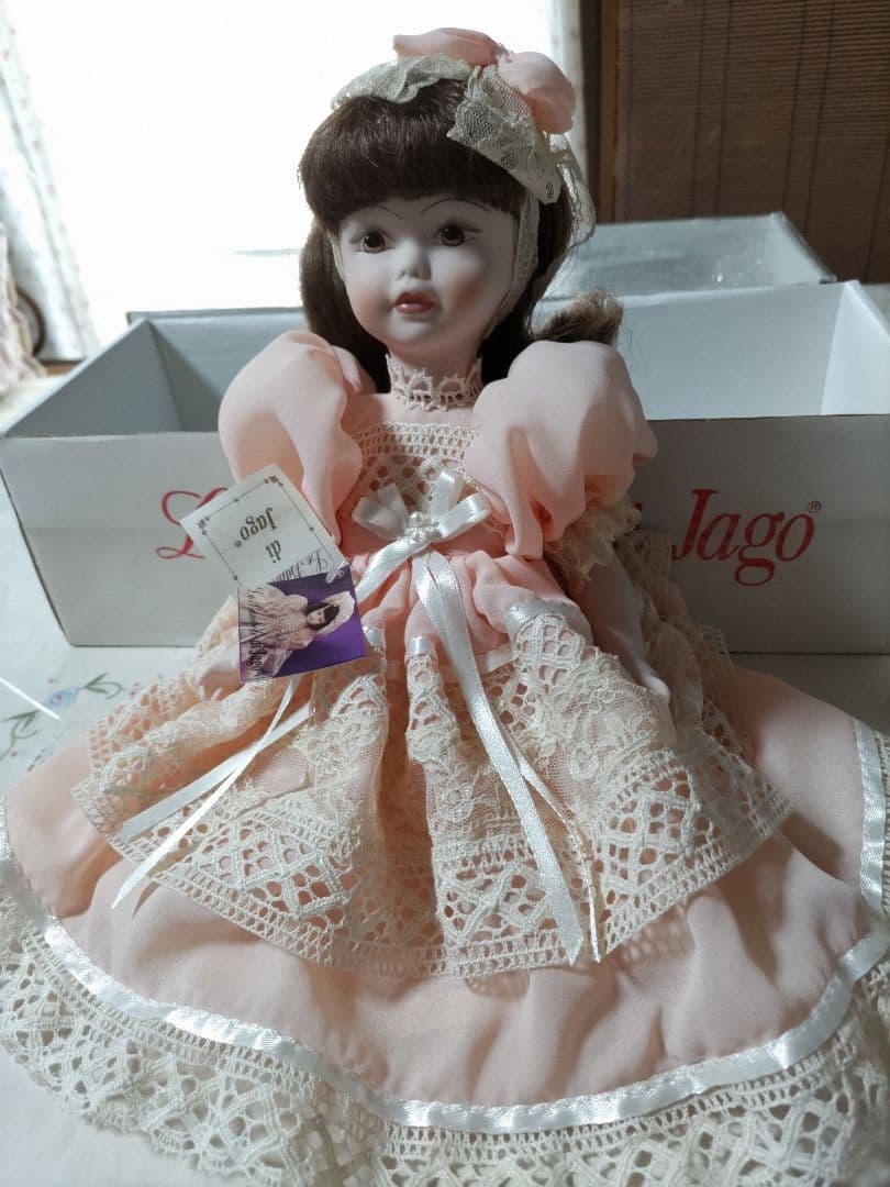 Jago ピンク ドール レース　未使用ビィスクドール　３０センチ