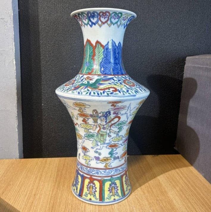 S8015　大清擁正年製　五彩　大花瓶　花瓶　花器　中国花瓶　中国古美術