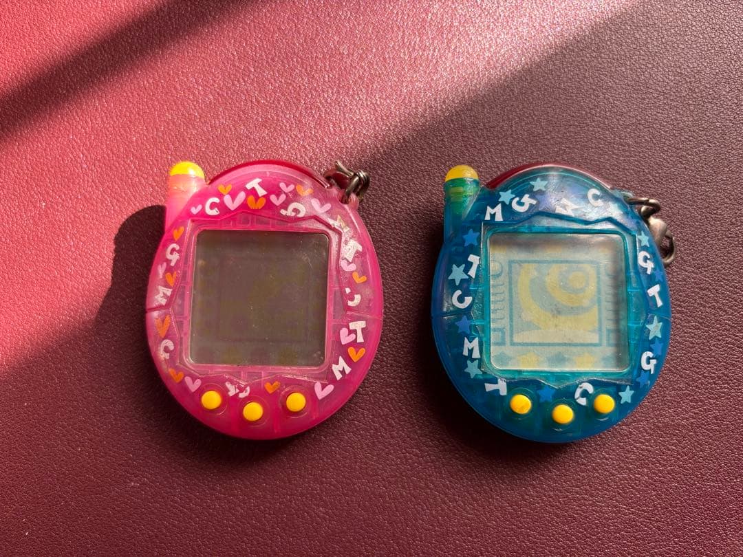 【動作確認済】祝ケータイかいツー！たまごっちプラス　クリアぴんく　クリアぶるー