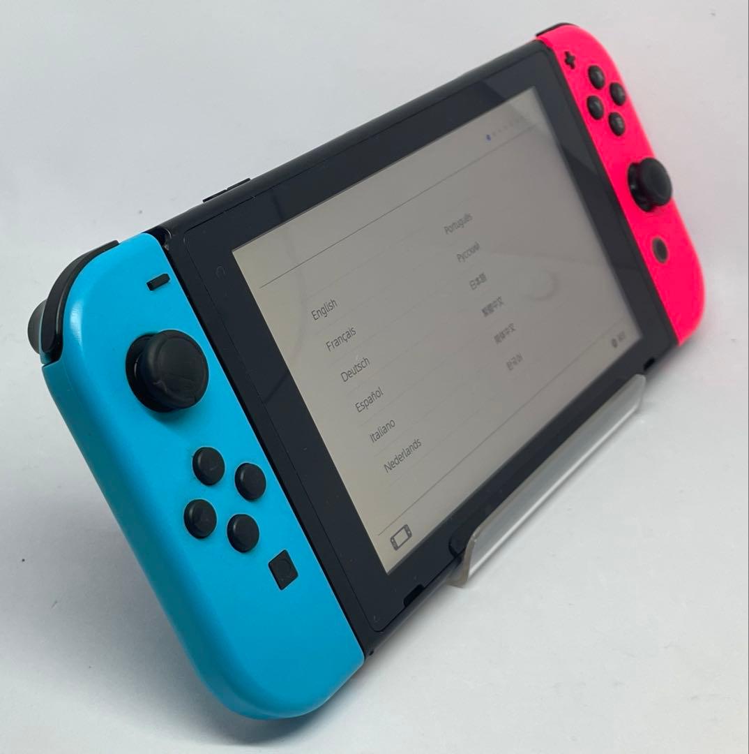 Nintendo Switch 本体　ニンテンドーコントロール付き