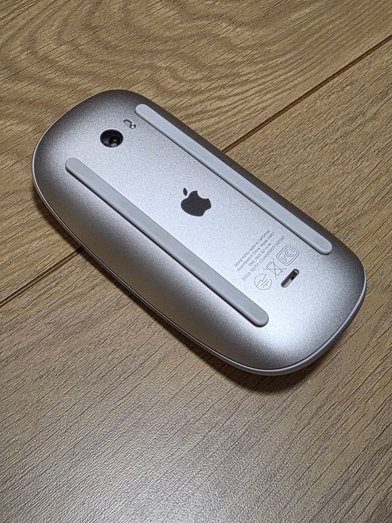 iMac 24インチ M3 8CPU/8GPU 8GB 256GB シルバー