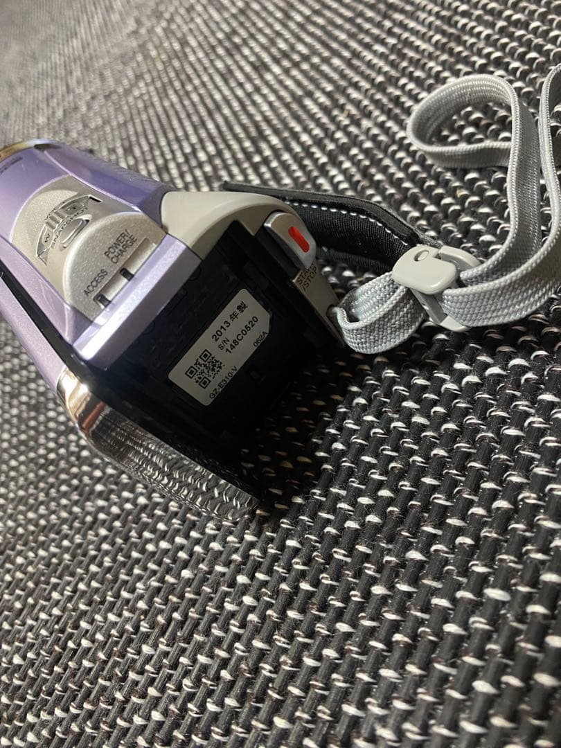 【動作確認ＯＫ】JVC Everio GZ-E310-V 三脚　バッテリー2個