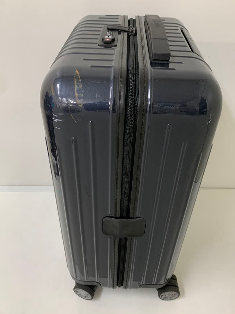 RIMOWA リモワ 37Lサルサ 4輪