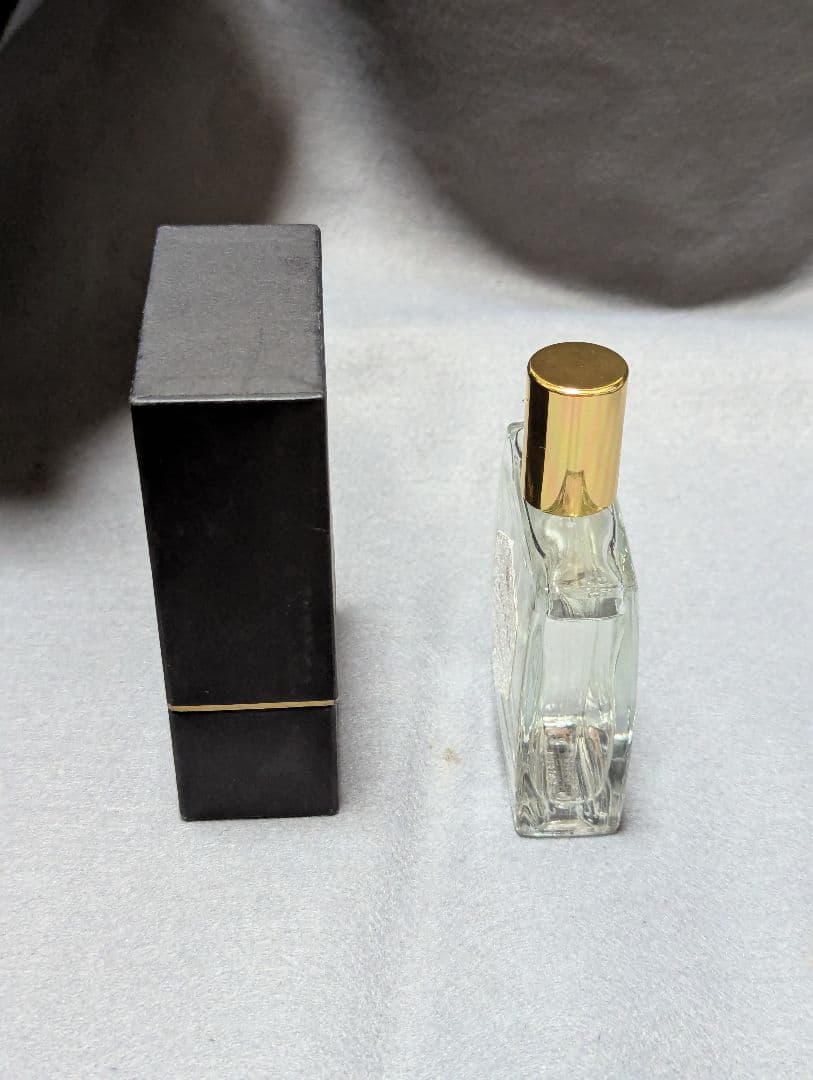 希少入手困難パルファンサトリ睡蓮オードパルファン50ml