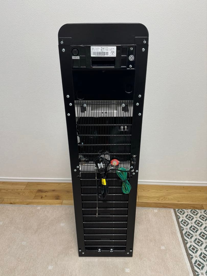 【グェン　バン　チン】ウォーターサーバー プレミアムウォーターfamfit