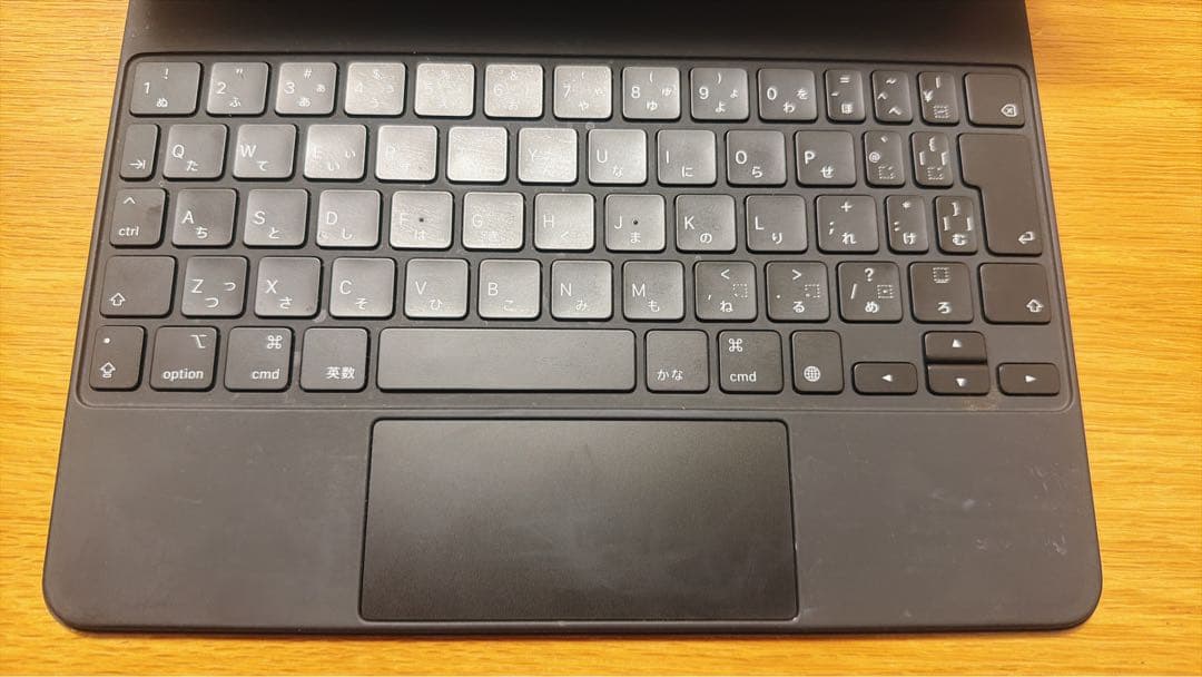 【メロン】中古品 iPad Pro第1世代用 Magic Keyboard
