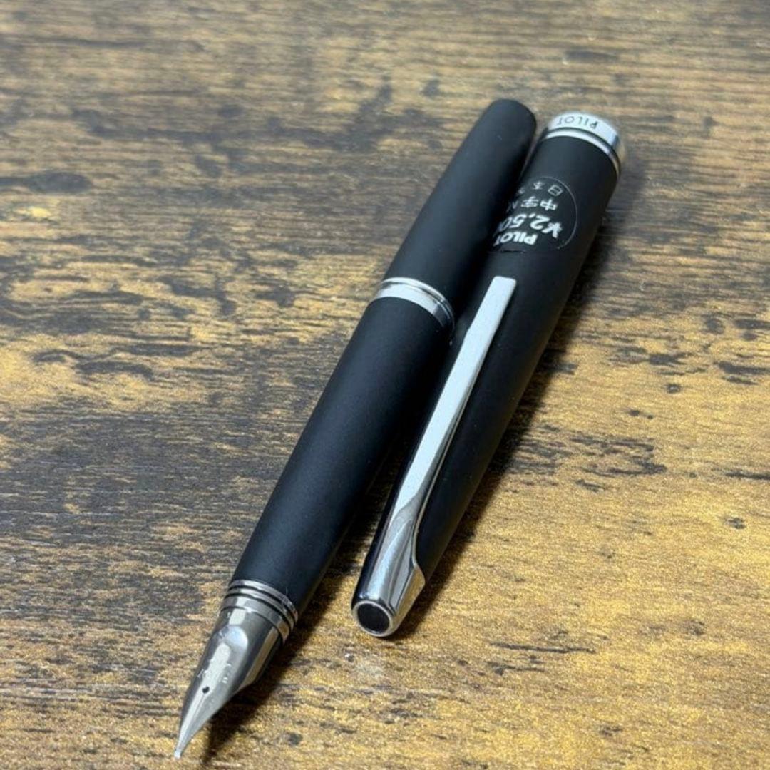 未使用　1975年製　艶消し　マットブラック　ミュー　パイロット　万年筆　中字