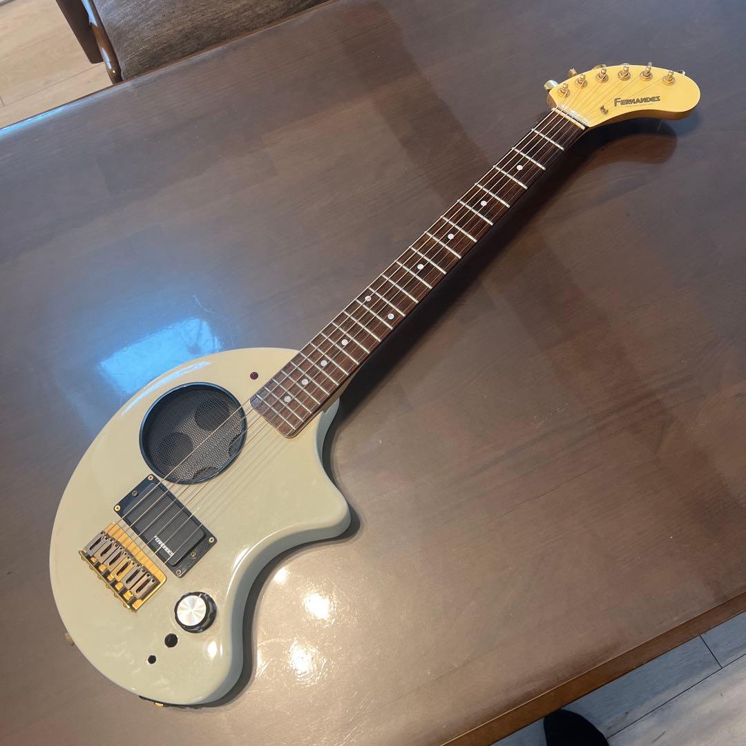 フェルナンデス　ZO-3 改造ギター