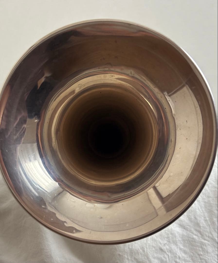 トランペット 〈Bach Stradivarius 37 180MLS 〉