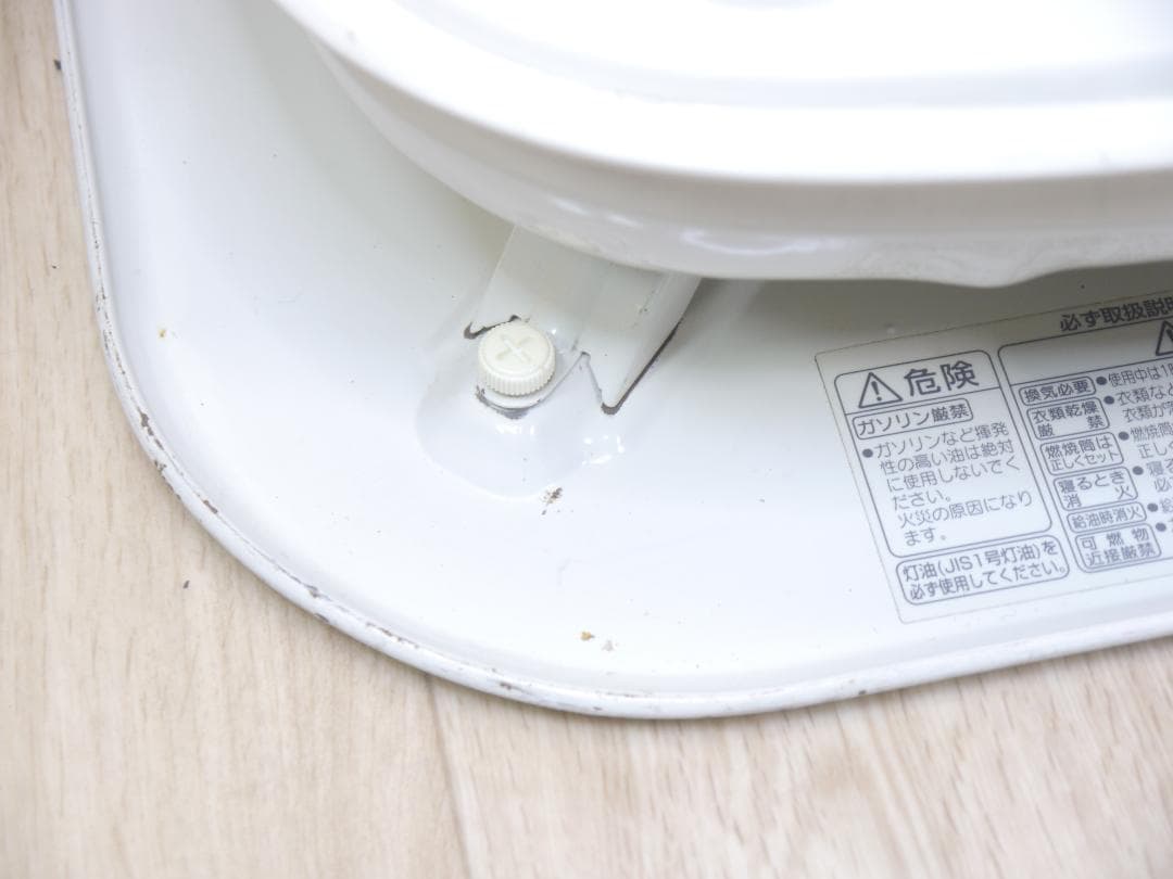 機構良好、外観・・・◆2013年。コロナ　石油ストーブ ホワイト 安全ガード付き