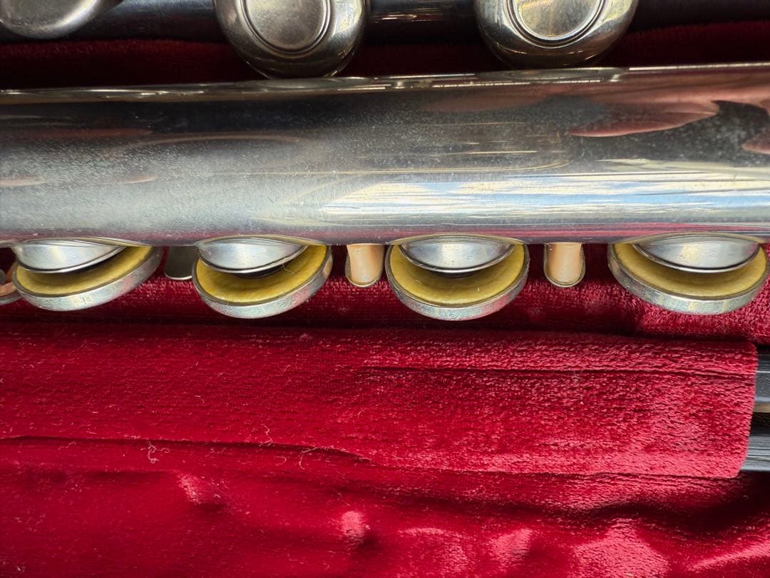 n*）様 YAMAHA YFL-211 フルート 本体 ケース付き