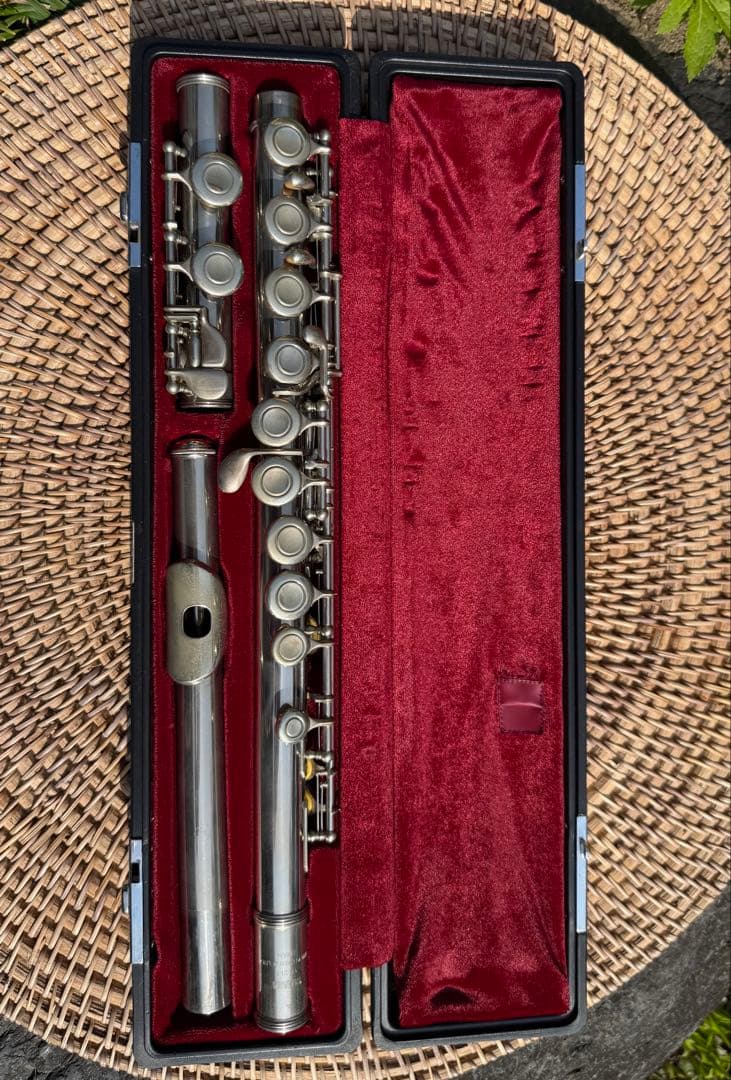 n*）様 YAMAHA YFL-211 フルート 本体 ケース付き