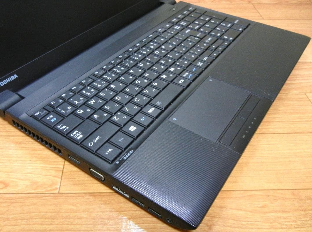 i7 SSDで快適 メモ8G オフィス付 東芝 dynabook ノートパソコン