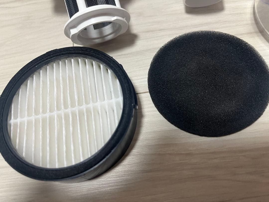 2024年アイリスオーヤマ　掃除機スティッククリーナー SCD-185PM-WH