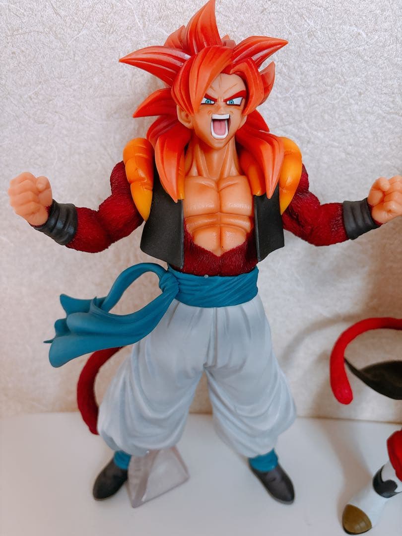 ドラゴンボール　ベジットゼノ ゴジータ　超サイヤ人4 フィギュア