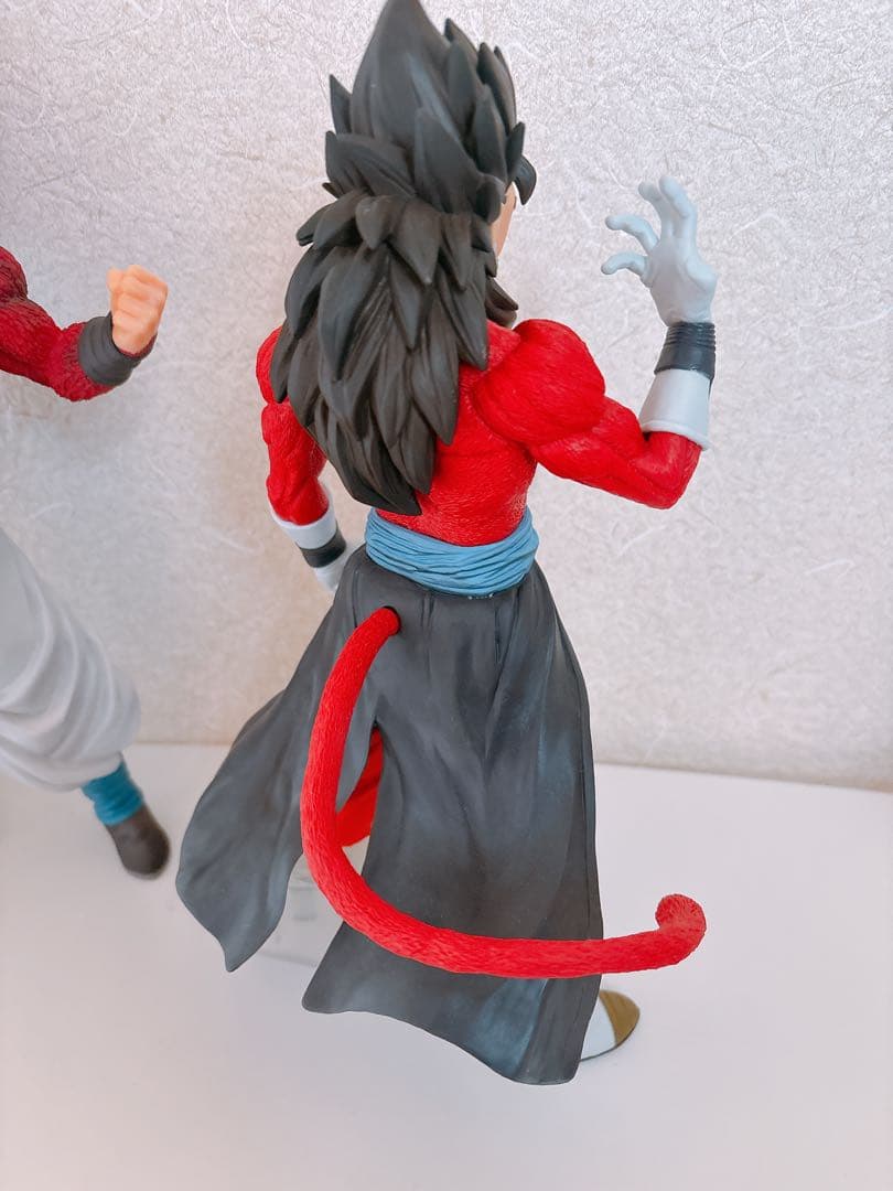 ドラゴンボール　ベジットゼノ ゴジータ　超サイヤ人4 フィギュア