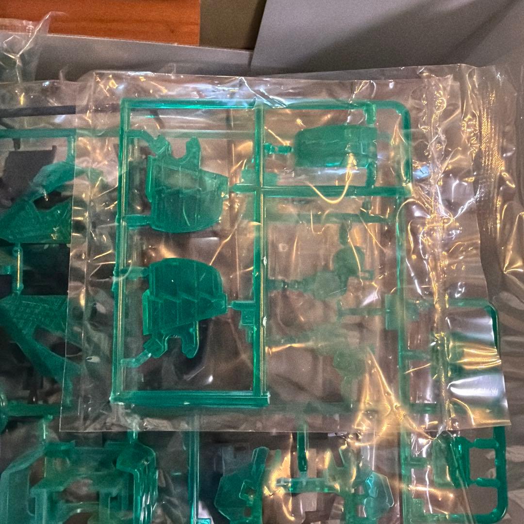 PG ユニコーンガンダム バンシィ 最終決戦　開封　新品ではありません。