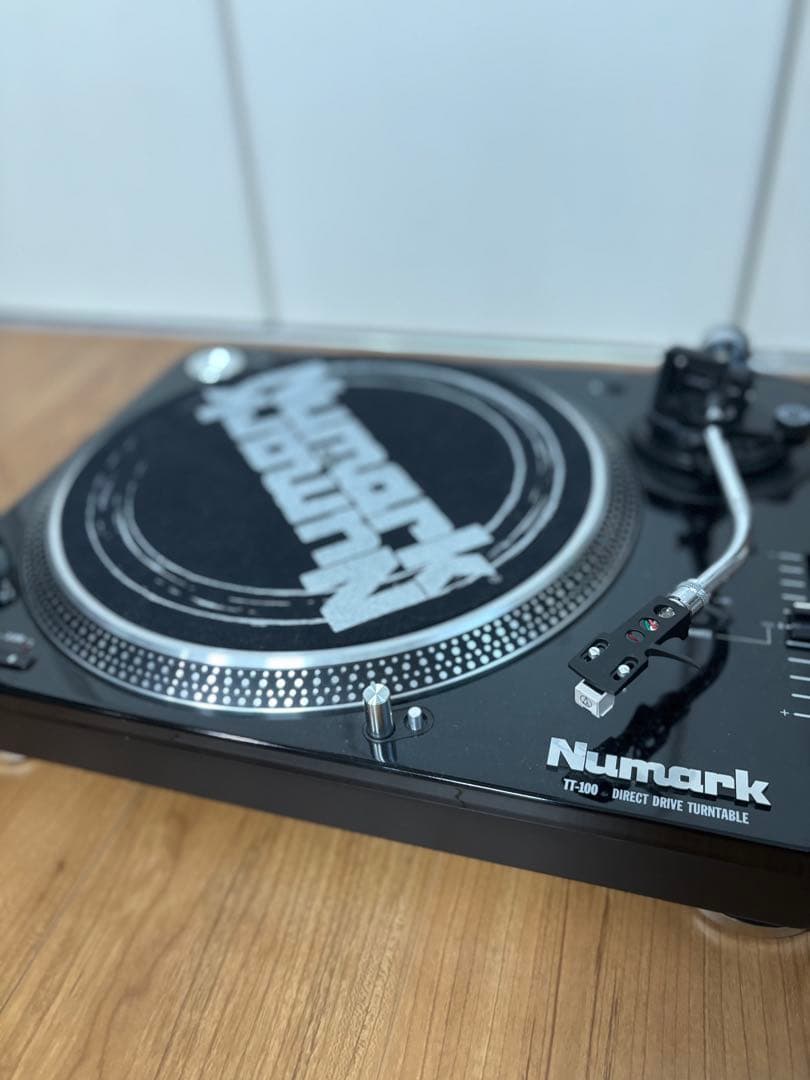 Numark TT-100 ベルトドライブターンテーブル カートリッジ付き 良品