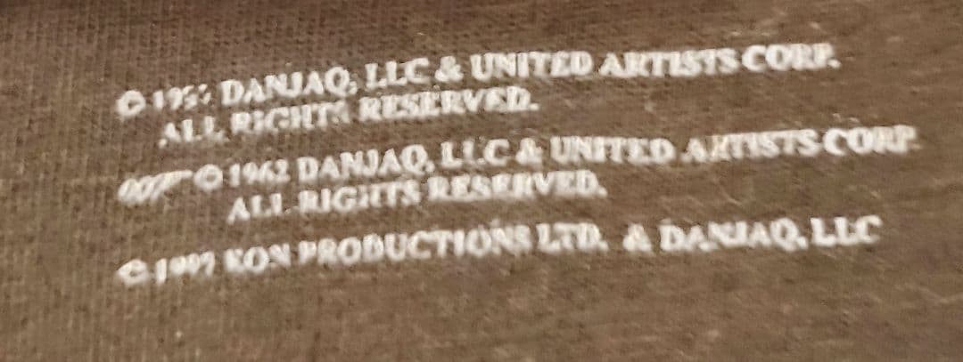 美品 007 ジェームズ・ボンドトゥモロー・ネバー・ダイ プロモ Tシャツ XL