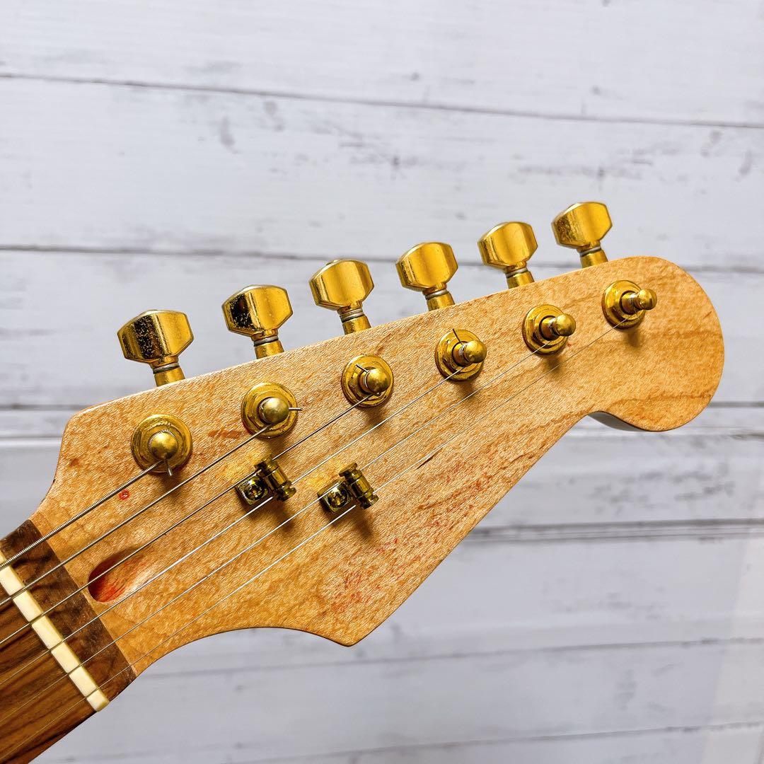 ノーブランド エレキギター ゴールド仕様 ストラトキャスター