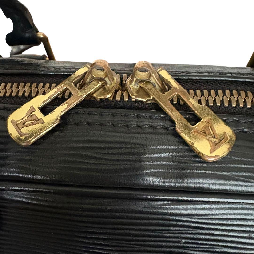 ルイヴィトン エピ ポルトドキュマン 黒 バッグ　ビジネスバッグ　A4収納可能