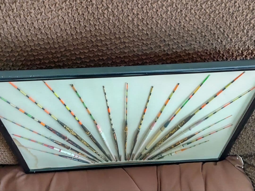 飾り額(へら浮子)額縁(へら浮子についての 説明文付き)