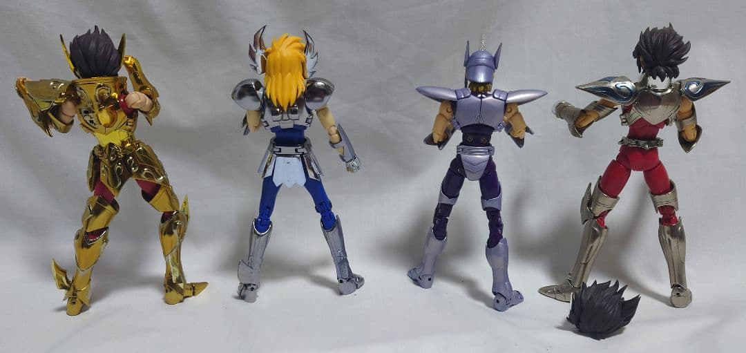 聖闘士聖衣神話　初期青銅　キグナス　氷河　ユニコーン　邪武　星矢　Ω