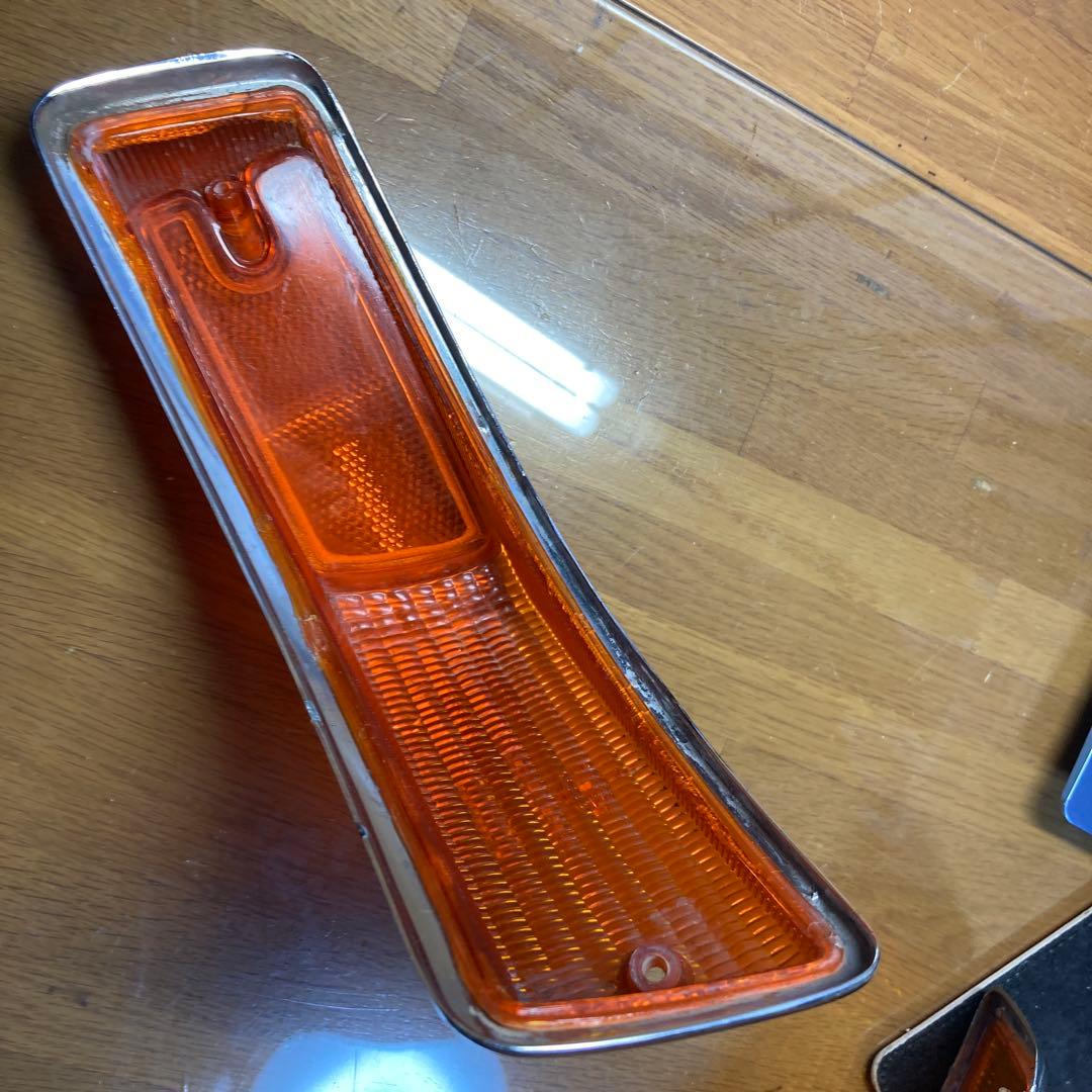 以前所有してました、最終1974年カルマンギアのウインカーレンズ左右