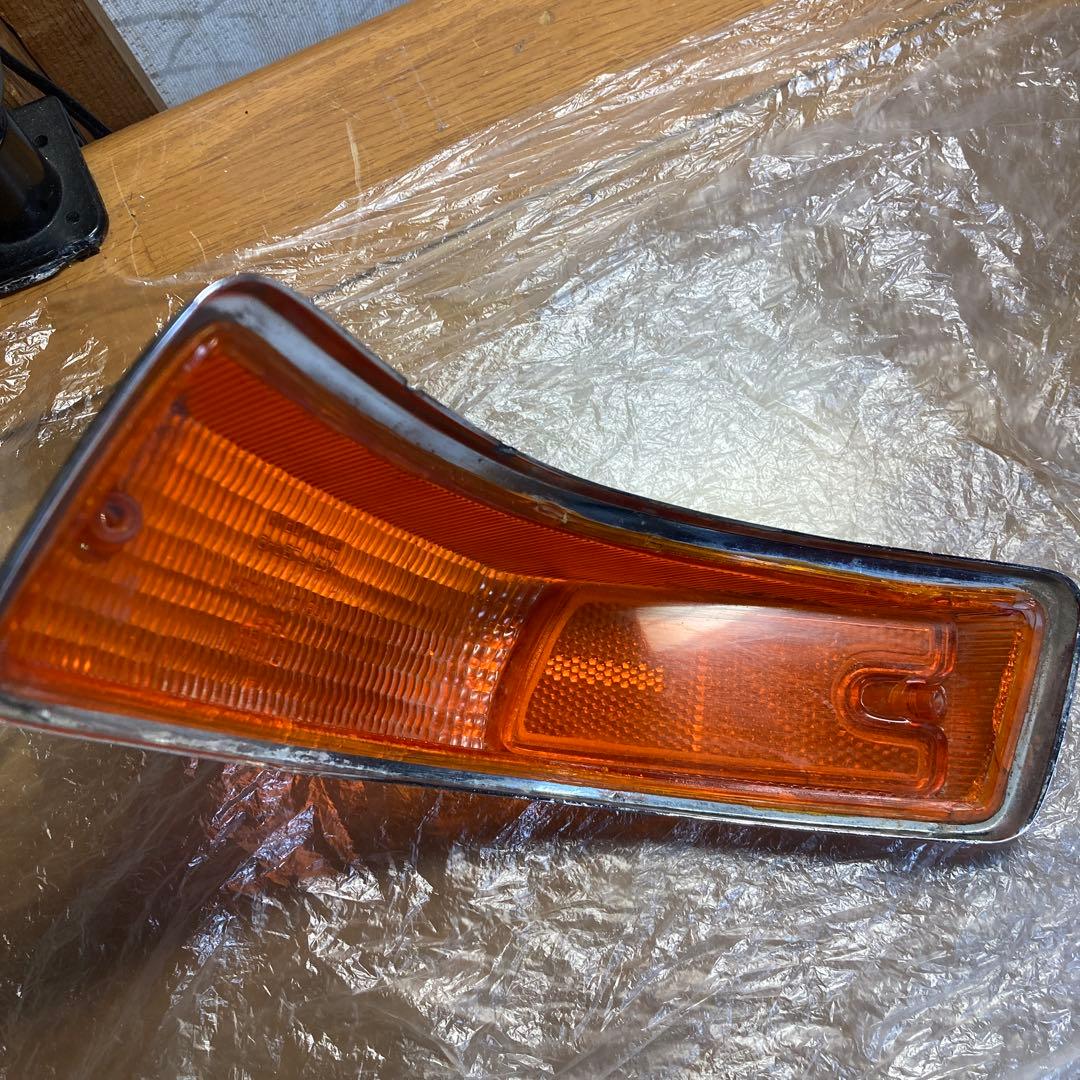 以前所有してました、最終1974年カルマンギアのウインカーレンズ左右