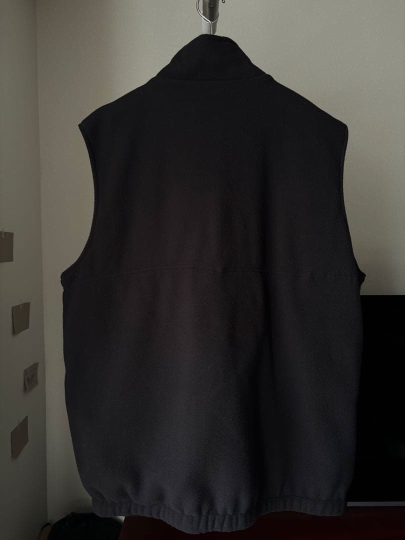 極美品 700fillリバーシブル フリース ベスト ブラック