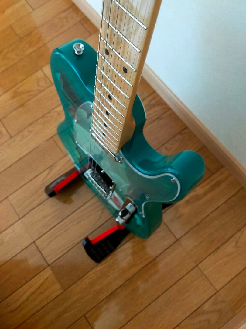 エレキギター 超美品!! 教本、スタンド付き 初心者セット！