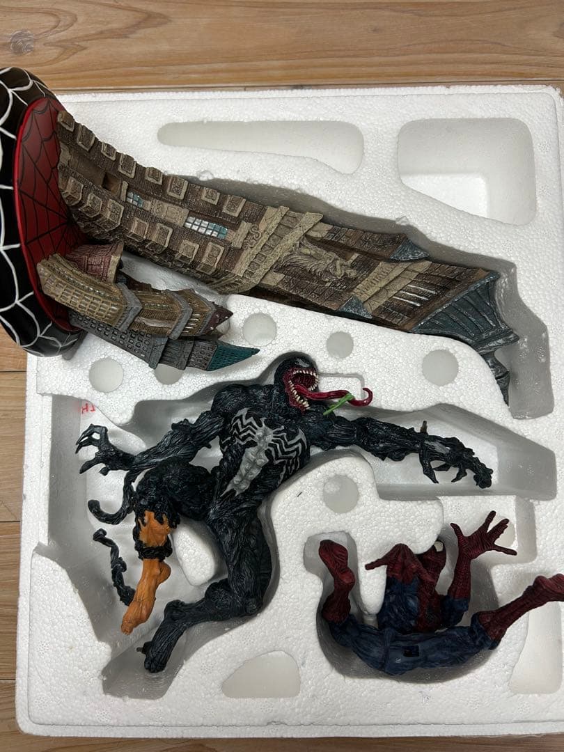 コトブキヤ　スパイダーマンvsヴェノム　フィギュア