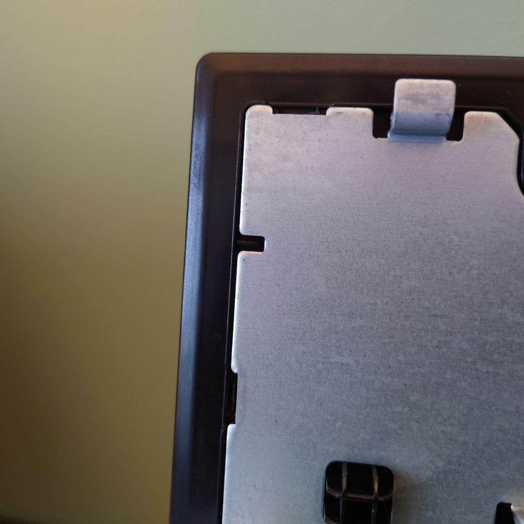 23.7インチUltraFine™ 4Kモニター 24MD4KL-B