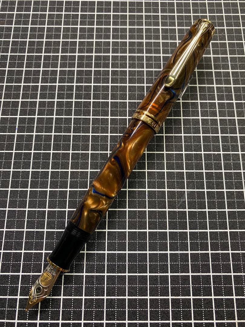 Pelikan Souveran M800 GRAND-PLACE 万年筆